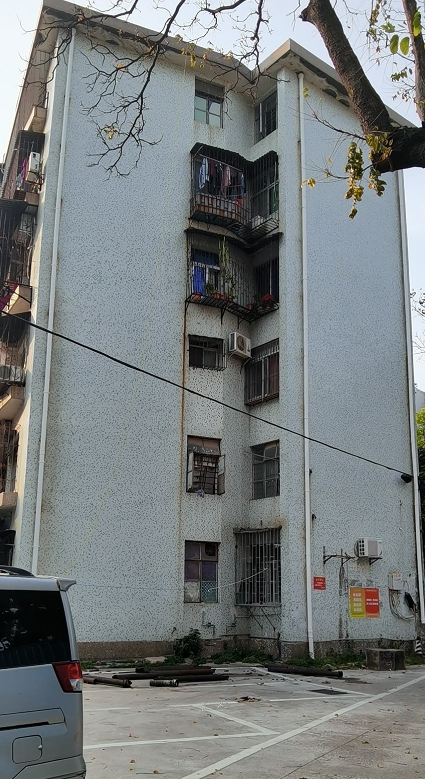 吉大街道海大社区吉大新村304栋老化管道换新项目工程顺利竣工