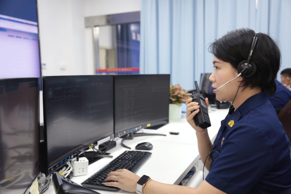 珠海119接警员:每个生命都该被尊重