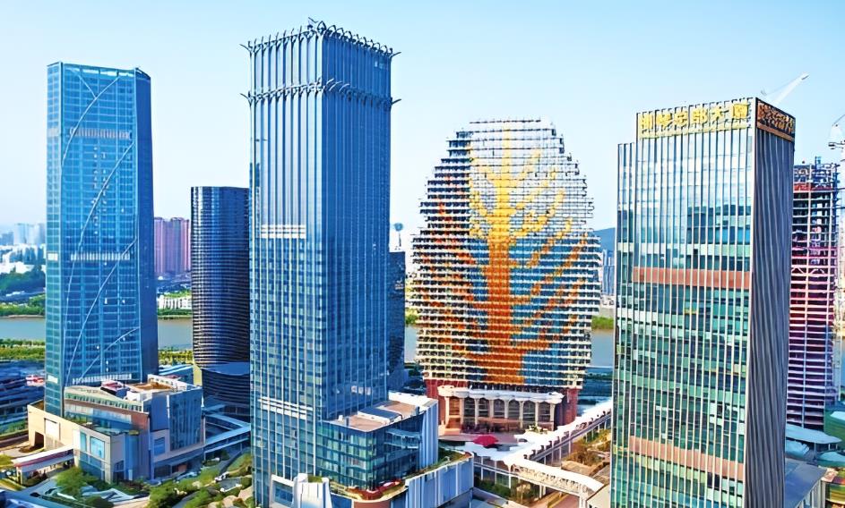 横琴潮第303期|华彬集团在横琴成立澳资经营中心,对合作区营商环境投出赞成票