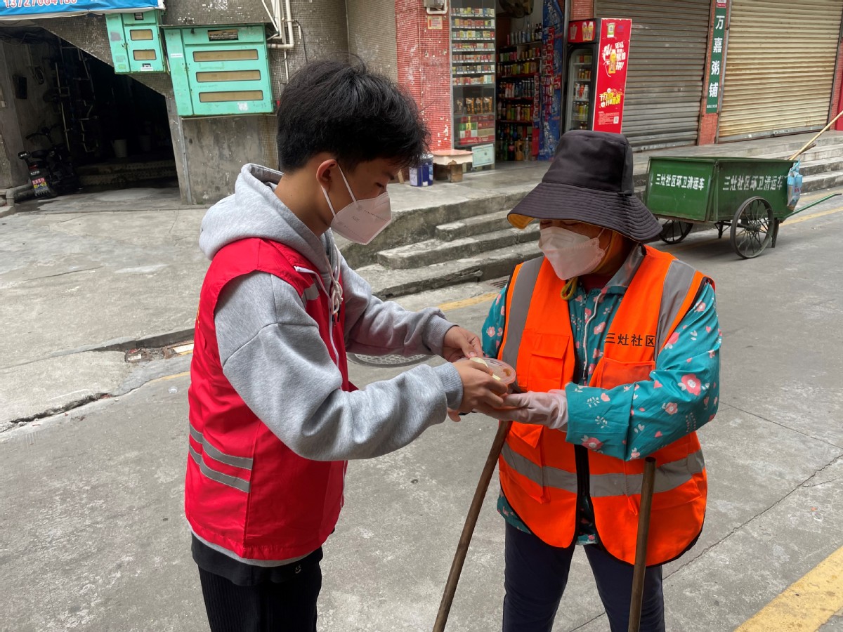 珠海金湾:爱心汤圆裹真情 志愿服务暖人心