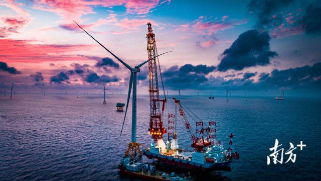 14兆瓦！广东最大单机容量海上风电机组完成吊装