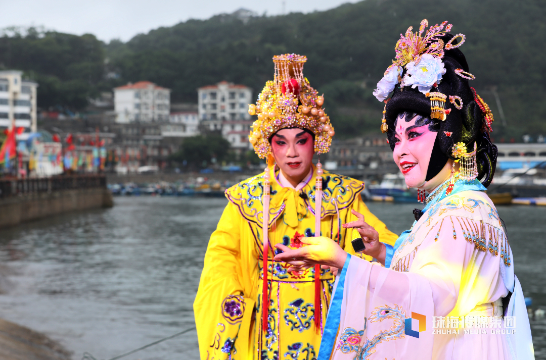 夜游黄浦江在哪买票（夜游黄浦江在哪儿购票）