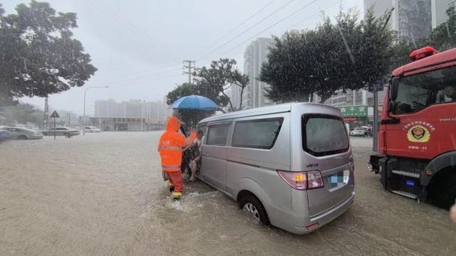 上海的闵行区航海路（上海闵行路）