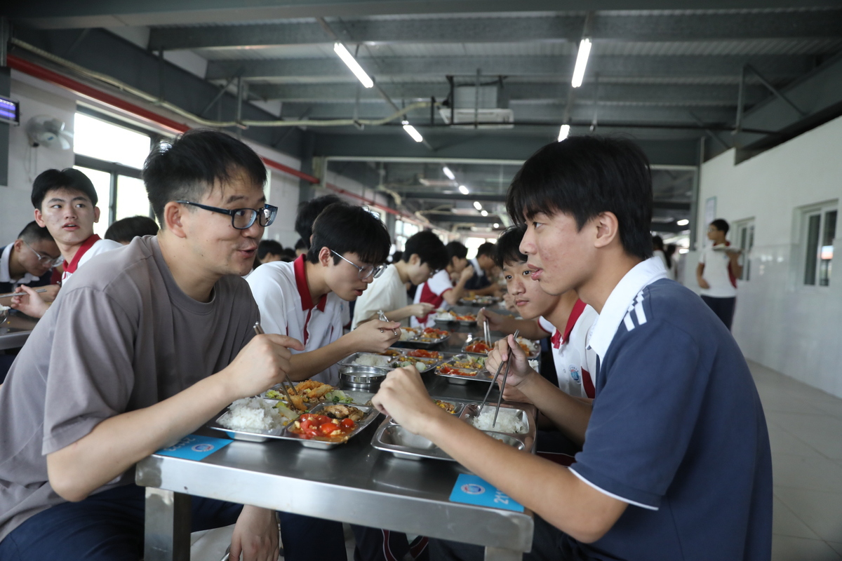 迪士尼酒店只想住一晚攻略（住迪士尼乐园酒店一晚攻略）