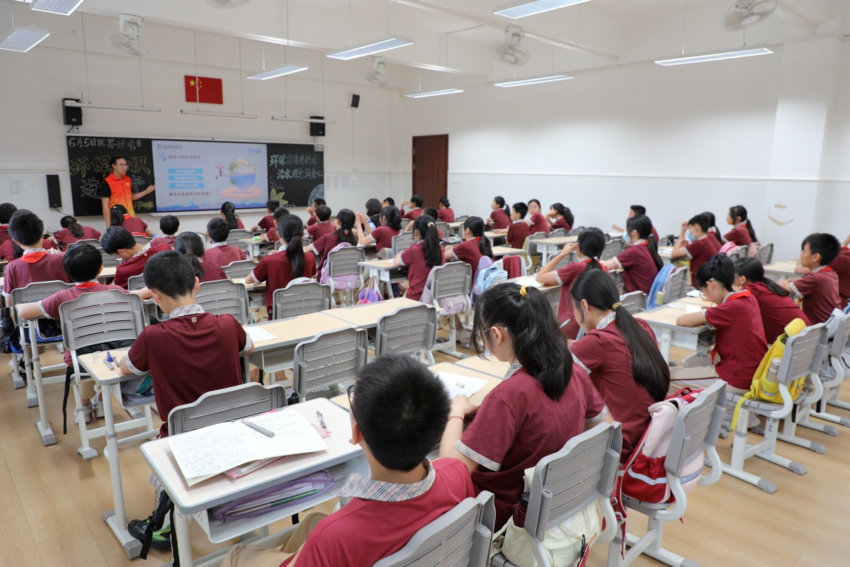 香港迪士尼电话咨询（香港迪士尼官网电话）