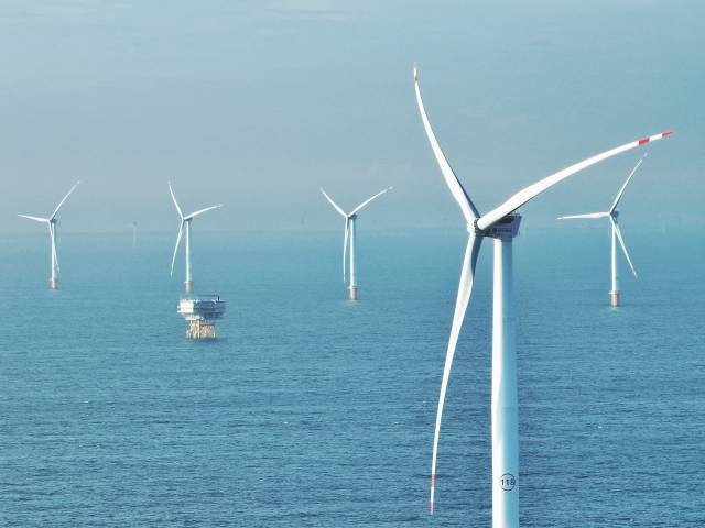 广东推动海上风电产业集聚发展 。 南方+记者 张由琼 石磊 姚志豪 摄