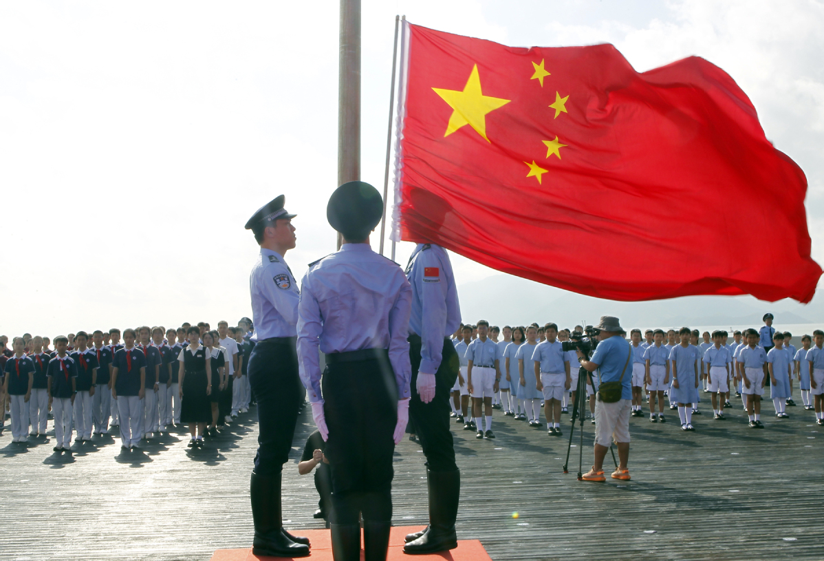 香港户口小孩内地读书（小孩香港户口在内地读书）