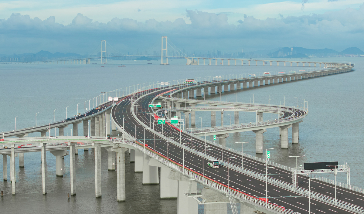 上海闵行区光中路交警（上海闵行交警）