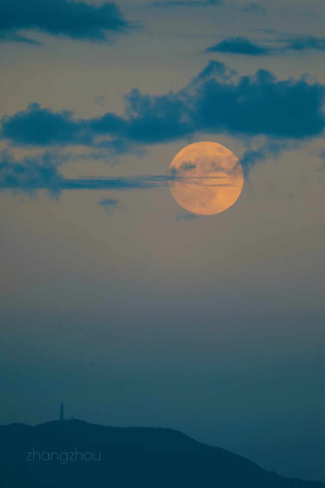 上海闵行区夜市可以摆摊（上海闵行区可以摆摊地点）