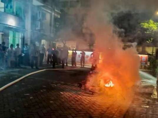  珠海消防双线发力，筑牢秋冬季消防安全“防护网”